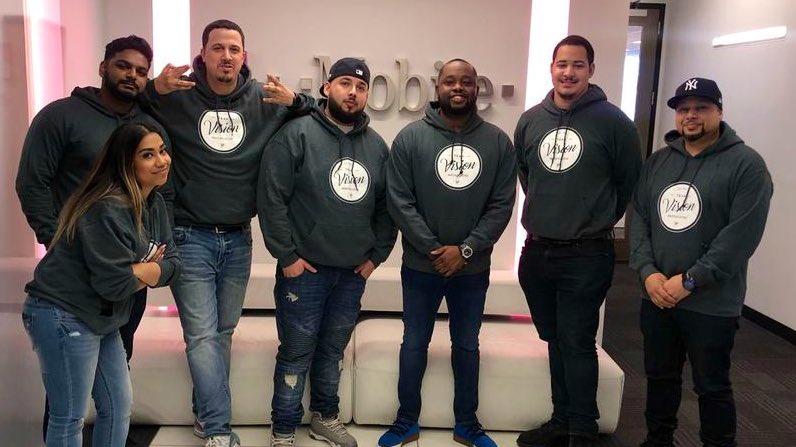 WirelessVision's tweet photo. NY x WV 💥 #VisionToGreatness https://t.co/Lo04St0NpU