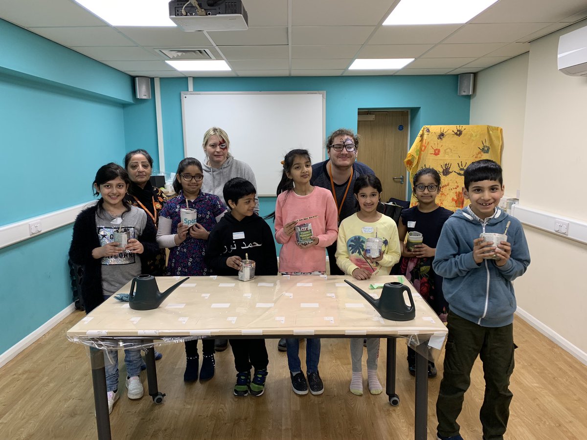 youthactionuk's tweet photo. Learning about nature and our beautiful planet Earth... plantings seeds for all our future! #EasterJam #youth @blackburndarwen @BwDHarry @BwDMayor @LanpacLtd @jackiefloyd17 @HumraazBlackbur #ShareOurPlanet https://t.co/NPQIY5cN0f