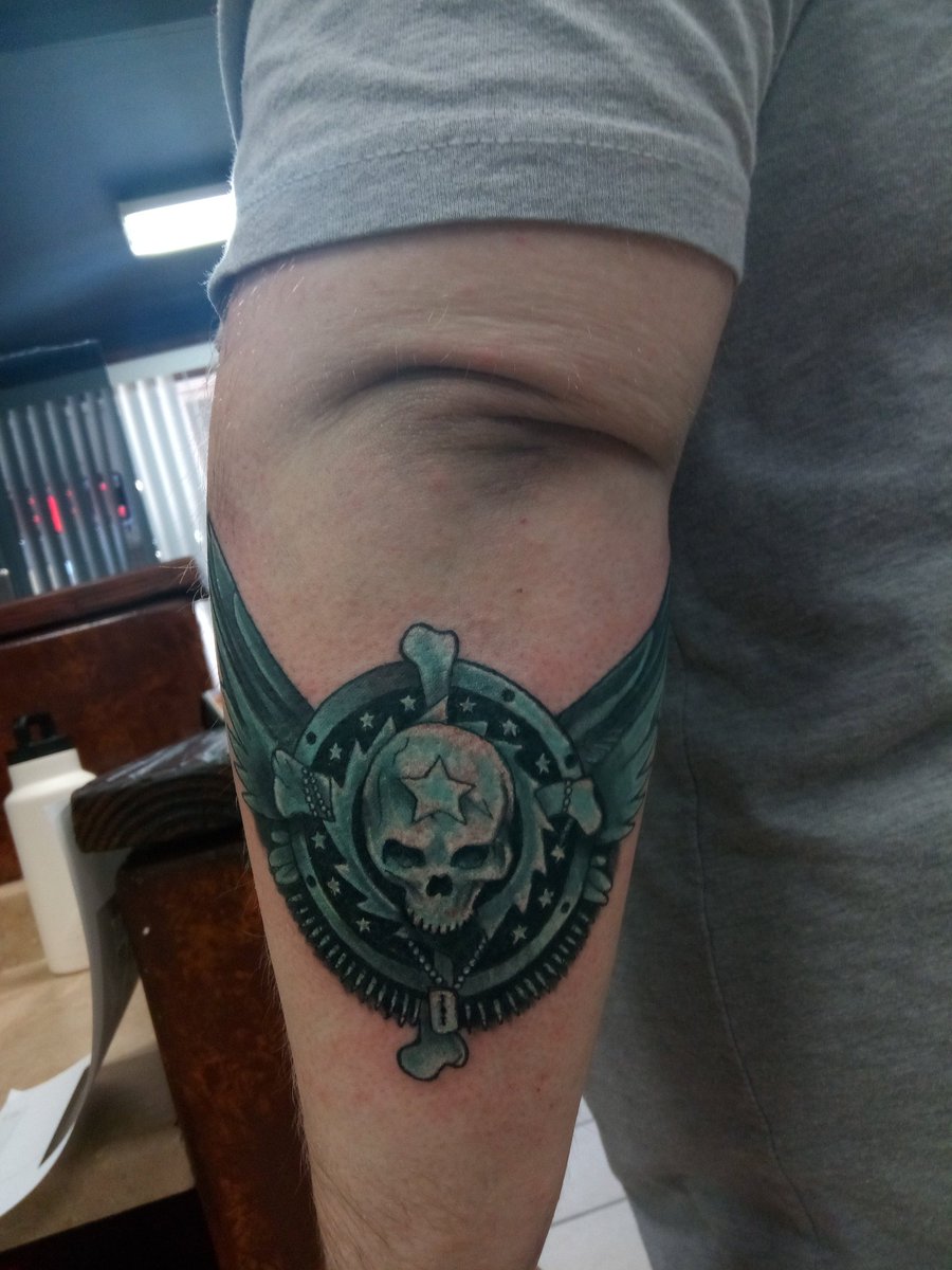 BourneAwesome's tweet photo. Finally got my Fozzy Tattoo @IAmJericho. #SinAndBones #Fozzy https://t.co/igqruSbrwn