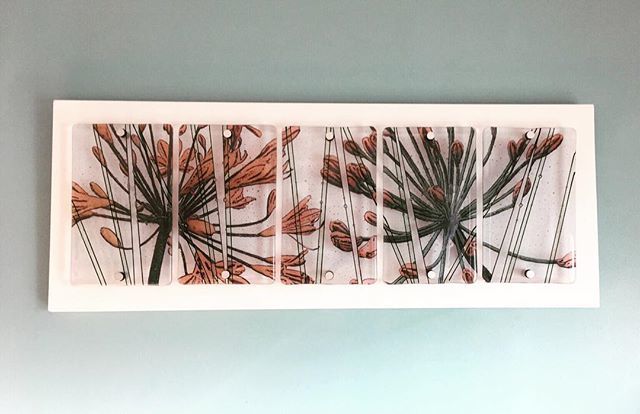 NSingerGlass's tweet photo. Throwback Thursday: 
So found a piece from one of my older collections and decided to dust it off and take some pictures. 
My style has changed a bit over the years but there are still my recognisable stripes in this piece. It’s been a while since I used an agapanthus in my … https://t.co/eFSLp9aYUI