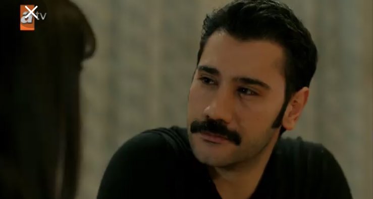 vickivegaaa's tweet image. Ya Yılmaz aşık değilsen neden böyle bakıyorsun kıza yaaaa #SanaMuhtacım