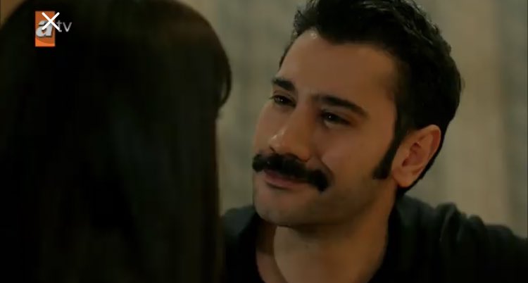 vickivegaaa's tweet image. Ya Yılmaz aşık değilsen neden böyle bakıyorsun kıza yaaaa #SanaMuhtacım