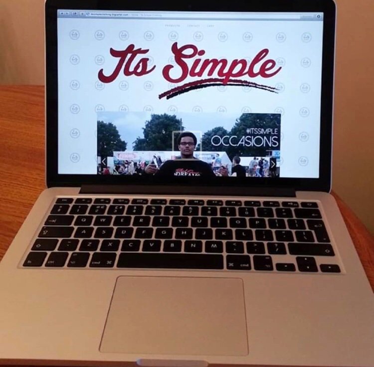 Blood, Sweat &amp; Dreams 🔴⚫️⚪️
This didn’t happen overnight by any means!
#itssimple #clothing #throwback #streetwear