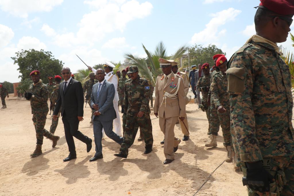 Ismaildinle's tweet photo. Hambalyo Hambalyo Sanad guuradii 59-aad ee ka soo wareegatay aas aaskii Ciidanka Xoogga Soomaaliyeed.(1960-✌🇸🇴👍🙏🎖👨‍✈️

#NABADIYONOLOL https://t.co/rfU3mFZ6MN
