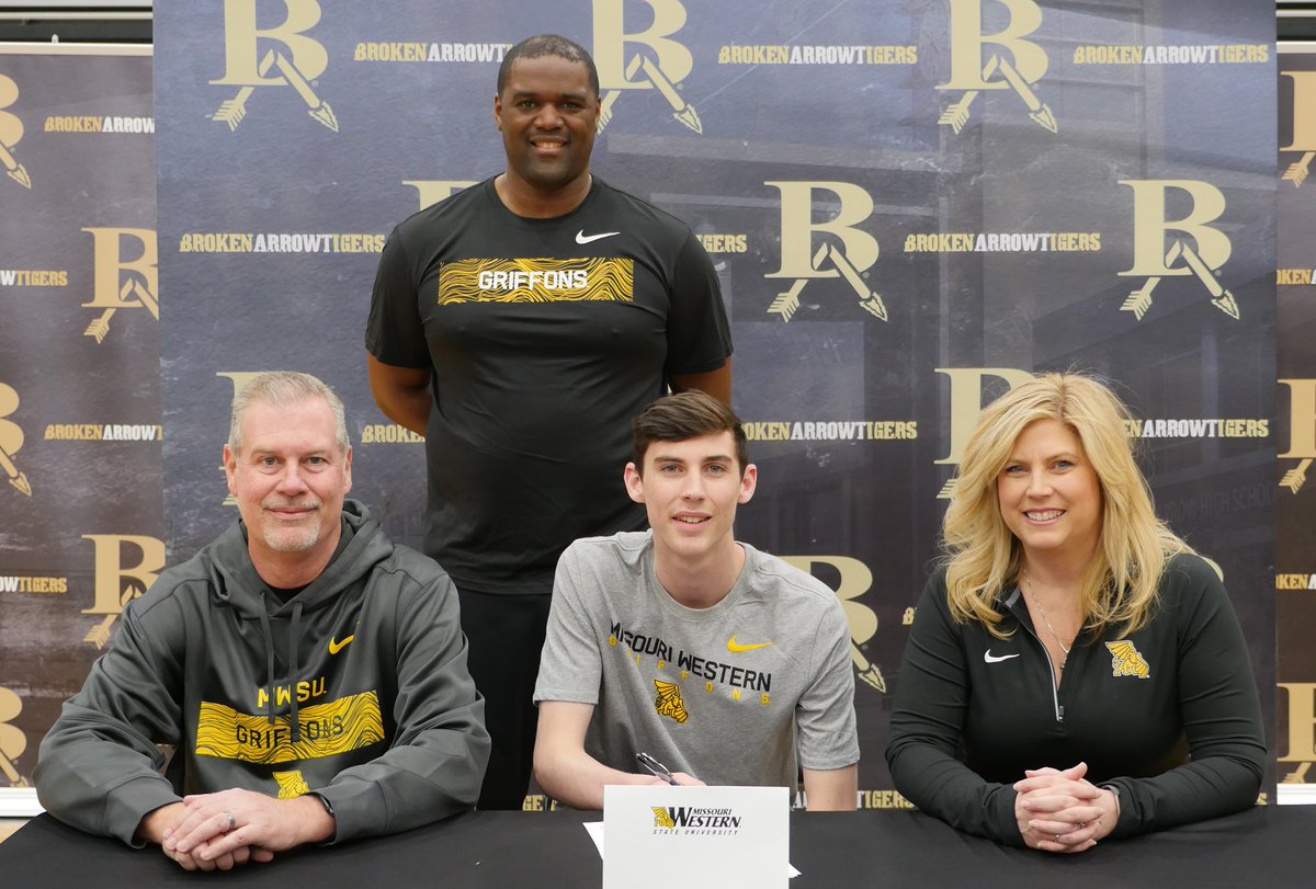 Tigers Basketball (@batigers_hoops) on Twitter photo Congratulations to <a href="/logan_dolan/">Coach Dolan</a> for signing his NLI to play basketball at Missouri Western State University! <a href="/MWSUMBB/">Griffon Hoops</a> <a href="/gogriffons/">Griffon Athletics</a> Congratulations to <a href="/logan_dolan/">Coach Dolan</a> for signing his NLI to play basketball at Missouri Western State University! <a href="/MWSUMBB/">Griffon Hoops</a> <a href="/gogriffons/">Griffon Athletics</a>
