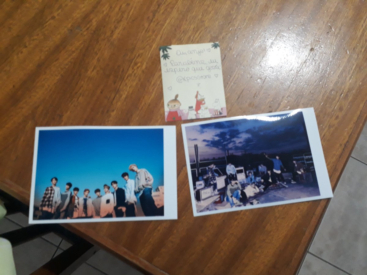 LightBeaam's tweet photo. Chegou meus presentinhos>•<
Muito obrigada @kpicsstore https://t.co/i1f5yOZR2S