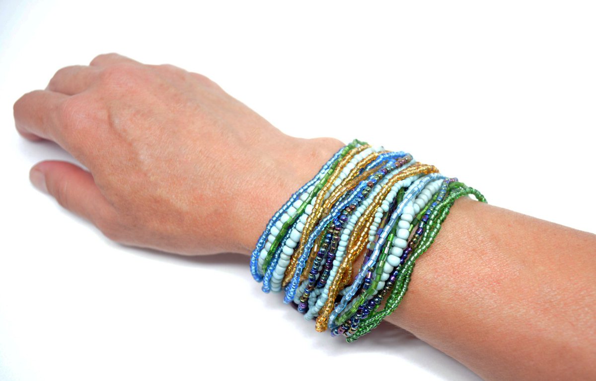 EdoCollection1's tweet image. Womens Multi Strand Beaded Bracelet Teal #canvashobobag #weekenderbag
$7.00
➤ tinyurl.com/yxhrkyoo