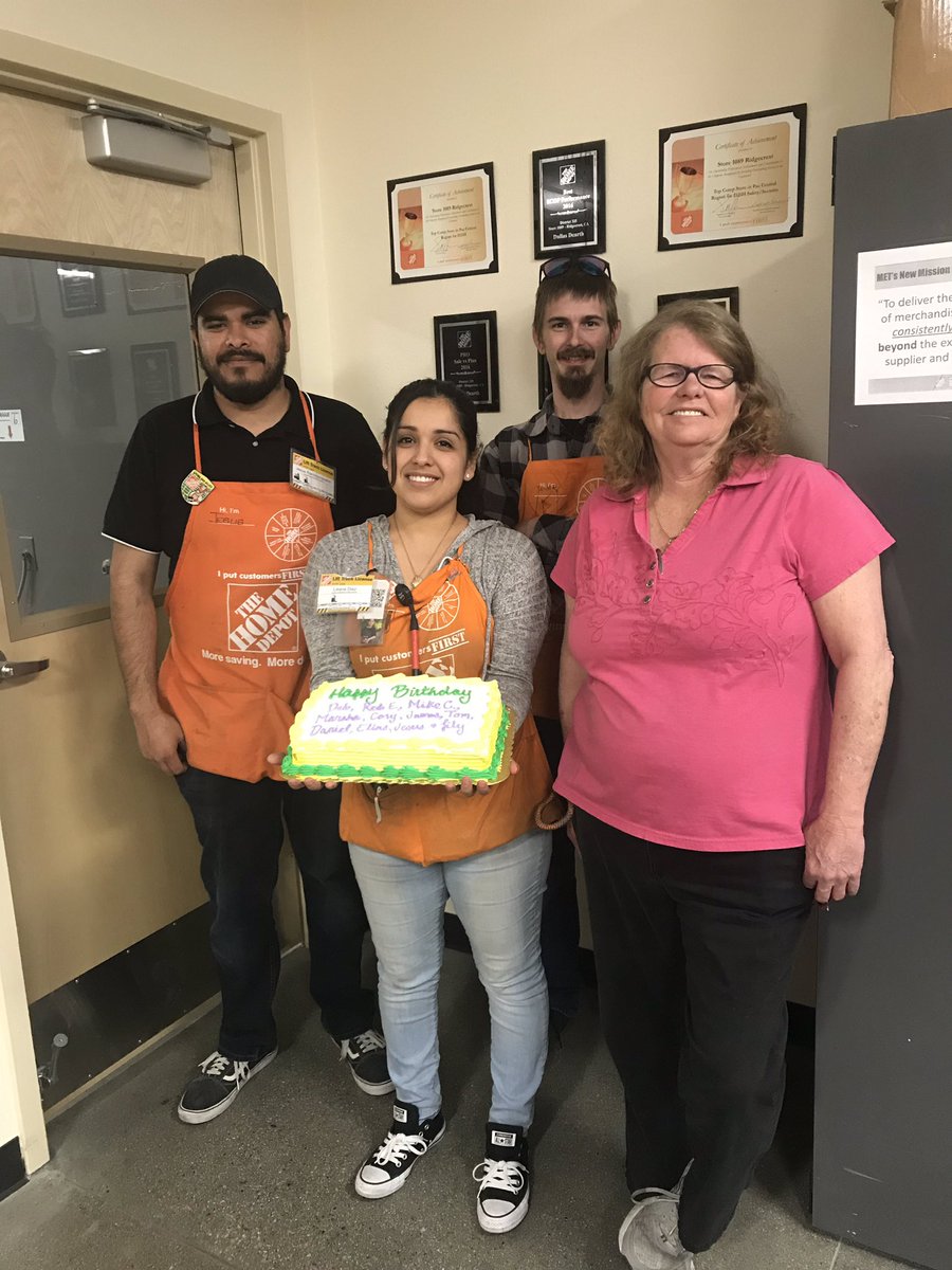 specialty1089's tweet photo. Happy birthday April associates! Getting ready for this month’s town hall. https://t.co/MNpmcgvB0w