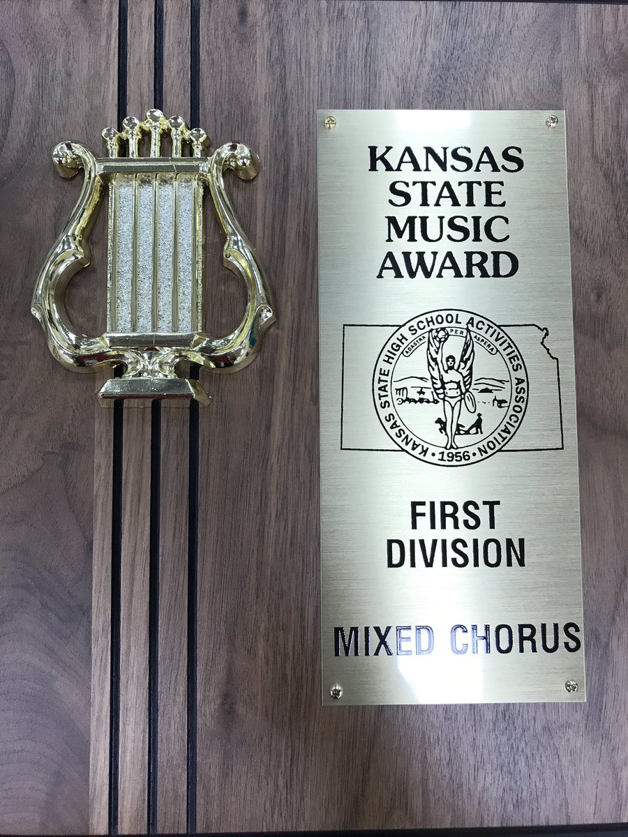 Congrats to EHS Concert Choir on their “Outstanding” 1 rating today! Three years in a row! Lots of hard work ❤️