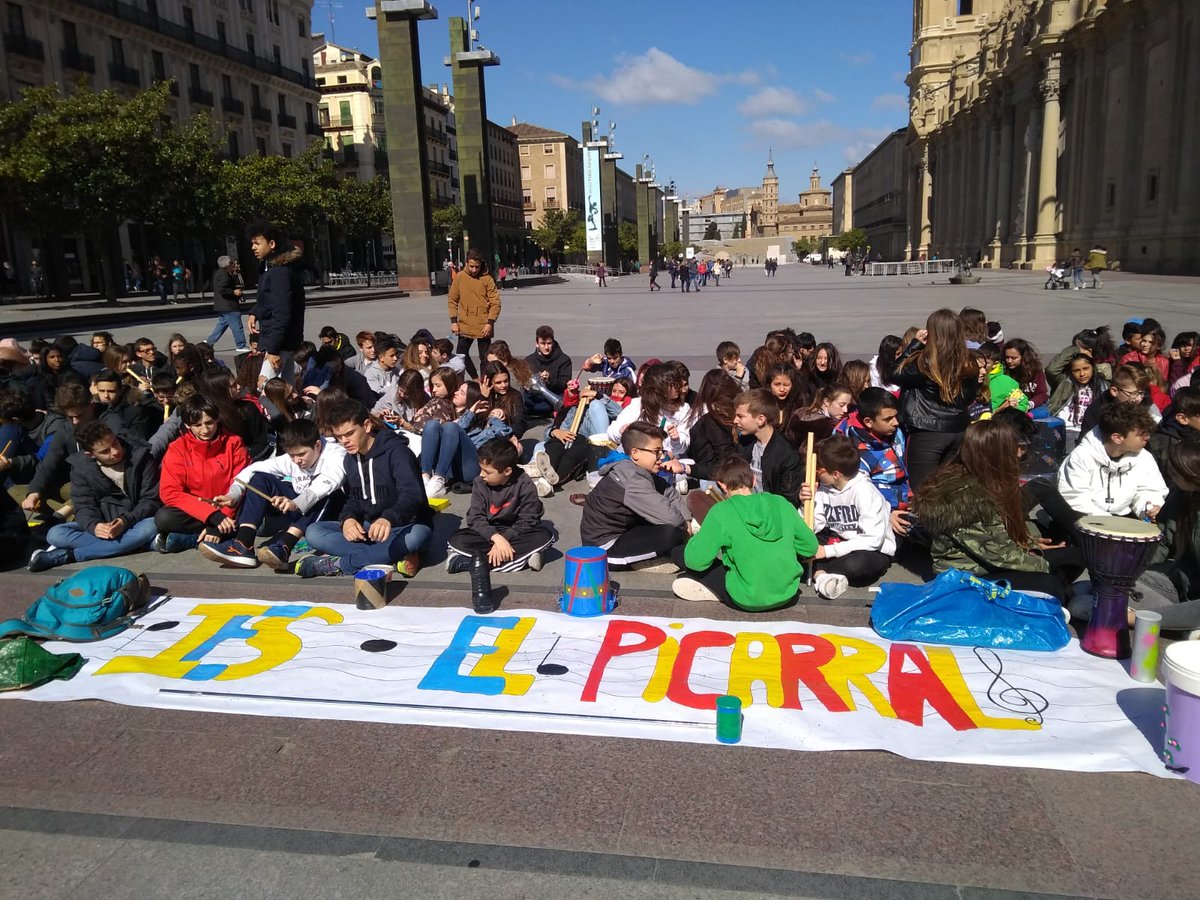 IES El Picarral tweet media