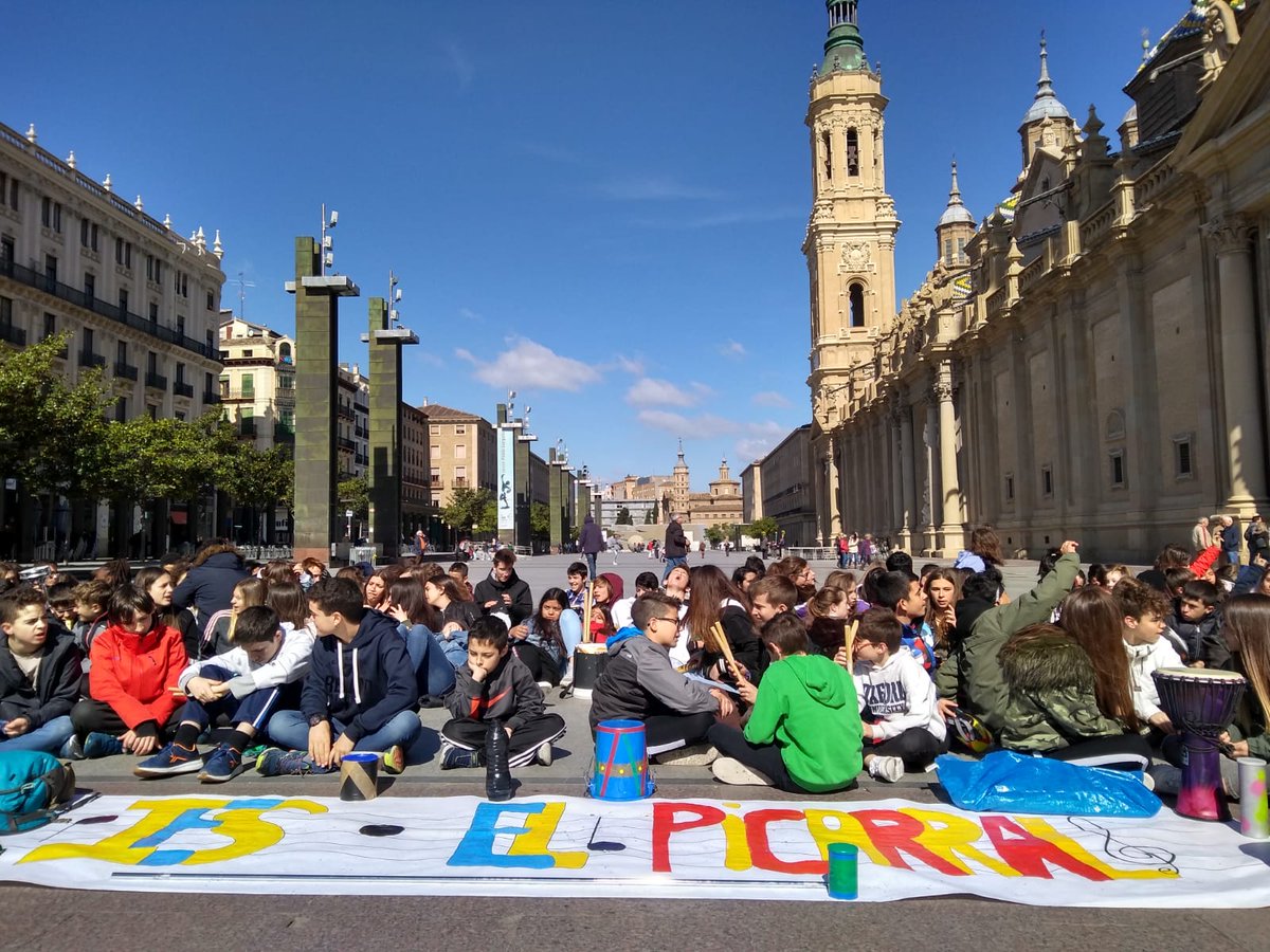 IES El Picarral tweet media