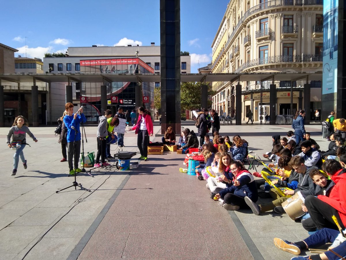 IES El Picarral tweet media