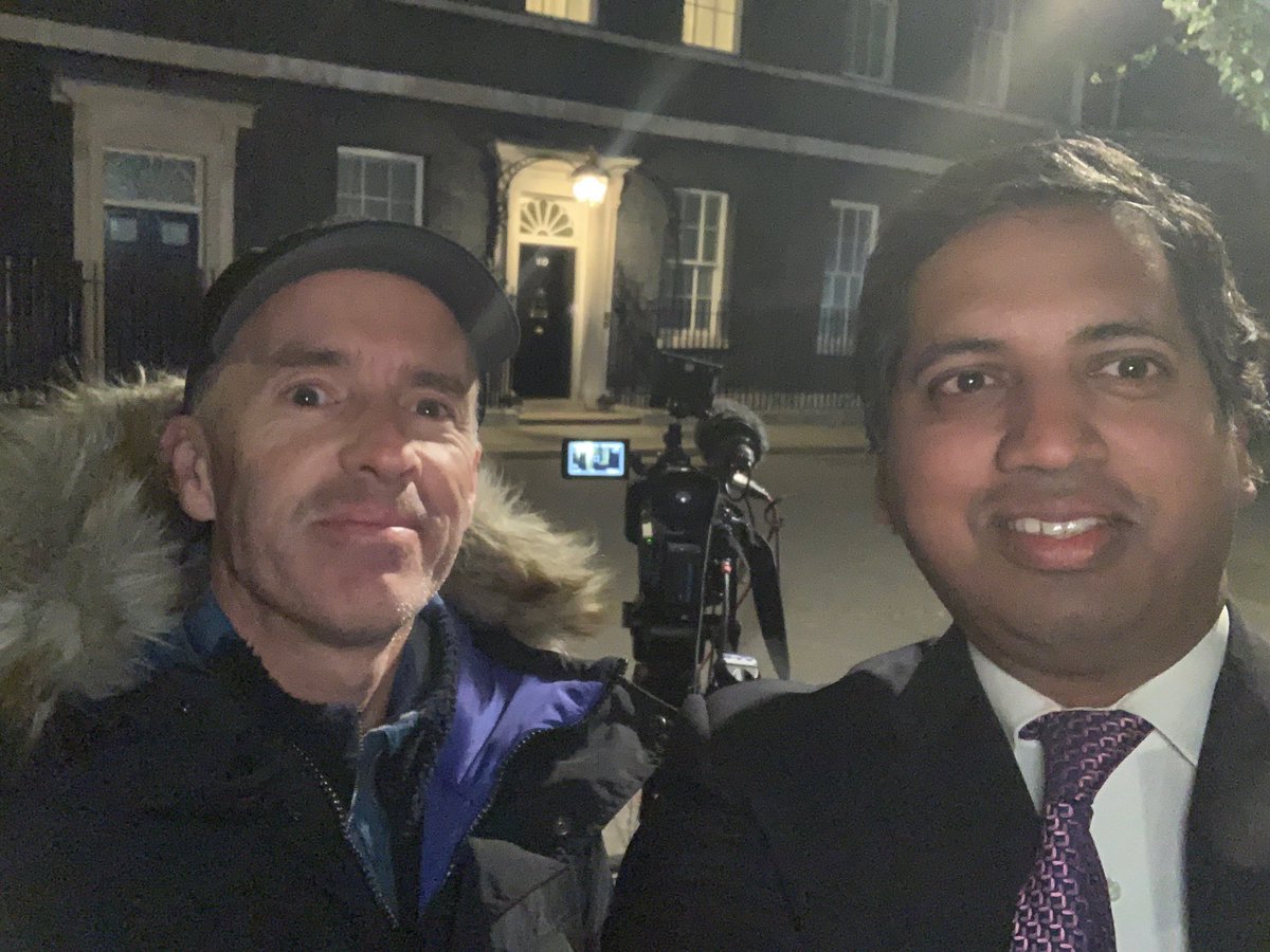 The End. Final @skynews live from Downing St with the people that make it all happen ⁦@KeithHopkins⁩ -thanks to all the amazing camera, sound, production, logistical & technical colleagues helping us bring 5 years of political madness to air. Privilege to have been Pol Ed