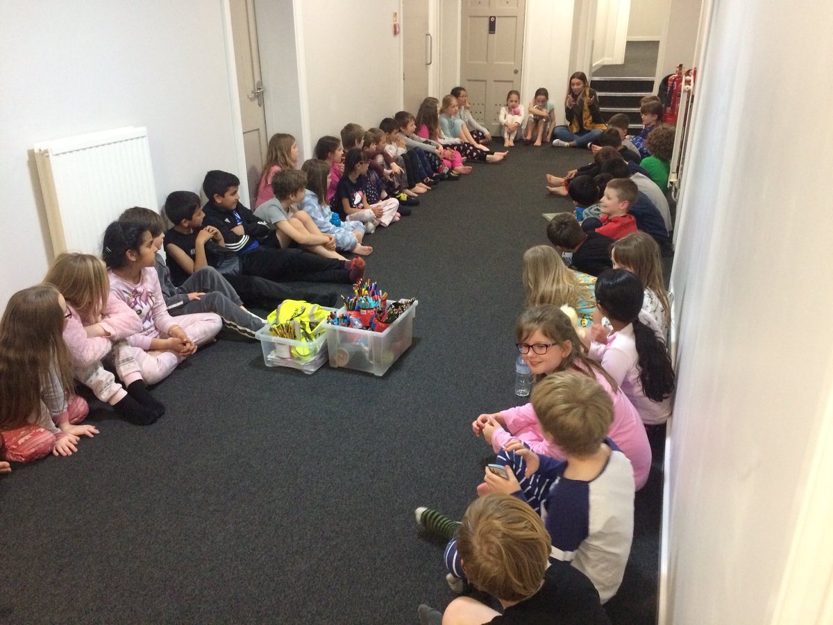 Chinese whispers and hot chocolate 🤫☕️