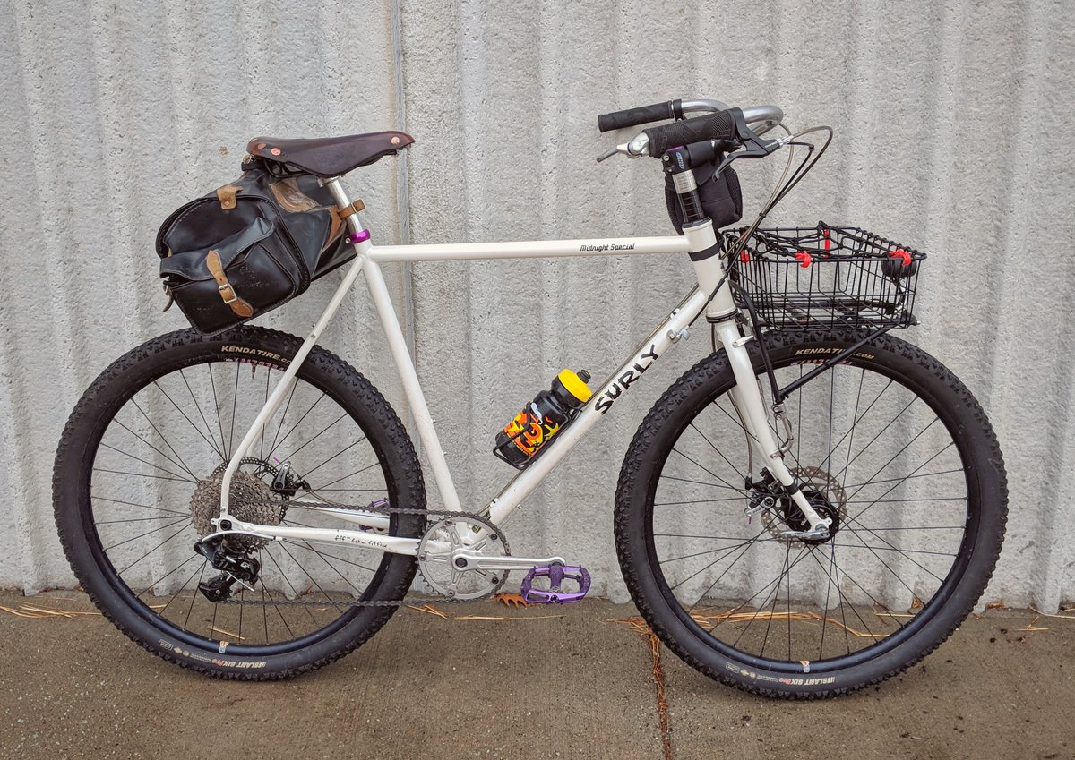 QualityBike's tweet photo. #keepbikesokstill
#commutebybike
#morebuttsonbikes
#qbpcommuterclub
#keepbikesfun
#ridejagwire
#keepbikesweird
#whatQrides
#surlybikes
#rideissi https://t.co/ykL99e3kcV