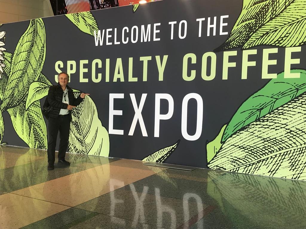 TraviesaCoffee's tweet photo. Here we are BOSTON!
We are looking forward to meet you and try the best coffees of the world and of course, it is a must for you to try Colombian coffee with Traviesa Coffee. Are you coming? ☕
#colombiancoffee #specialtycoffee #sca #Colombia #coffeelover #Boston https://t.co/8J3H9N5ktS