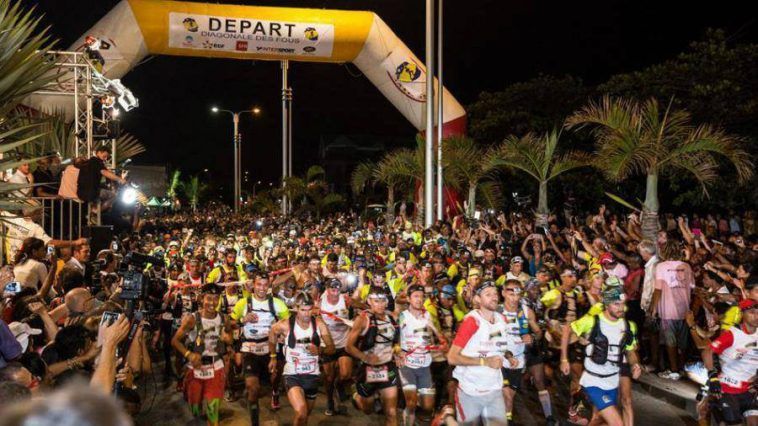 Expedom_Reunion's tweet photo. #LeGrandRaid vient d’être élu « #course la plus mythique » par les lecteurs du journal l' Equipe, une vraie référence 👍 🙏
Fierté pour #LaRéunion 💪👌
https://t.co/Mf52Zw9AQb
#endurance #ultratrail #Team974 #DiagonaleDesFous @la1ere https://t.co/Z1qwAYiVrK