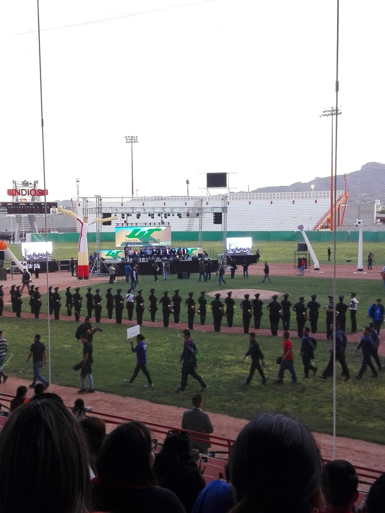 UTCancun's tweet photo. Así se vivió el primer día del Encuentro Nacional Deportivo y Cultural 2019 (#ENDCUT) en Ciudad Juárez #Chihuahua. 
#OrgulloUT https://t.co/vcopJu3boz