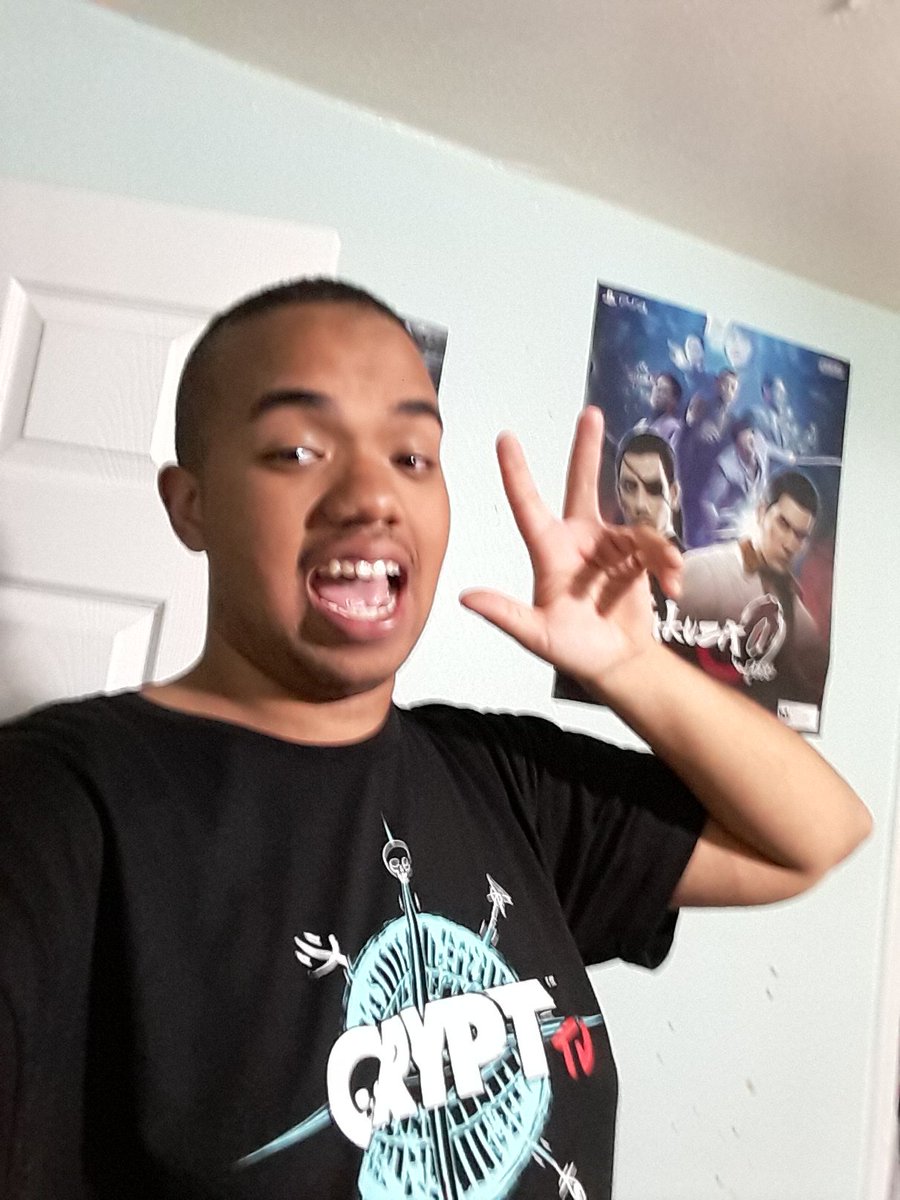 Kordell_Lagoon's tweet image. #CryptFamily Thanks for letting me have the chance to get this awesome shirt; it feels nice to wear. @CryptTV