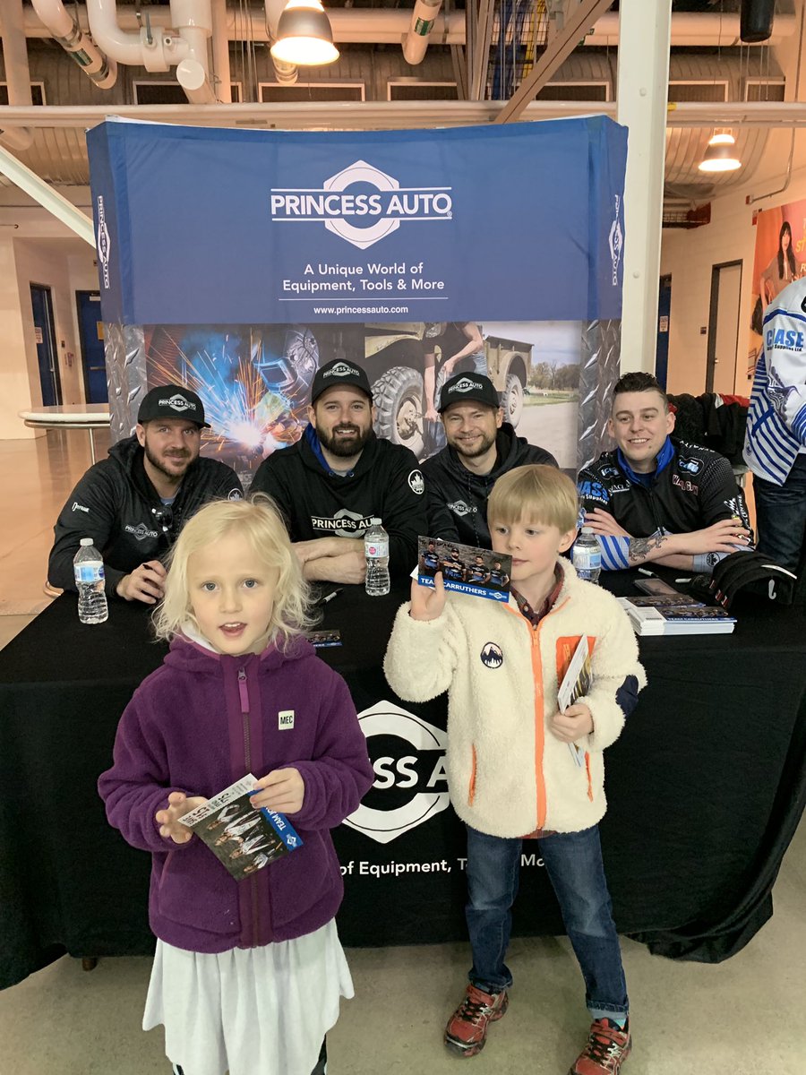 LoriRyther's tweet photo. A special thank you to @TeamRCarruthers for signing autographs and saying hello to the #RytherTwins at the #PrincessAuto booth at the #GSOC in #Toronto today. 🥌 https://t.co/f8r3bLR9SV