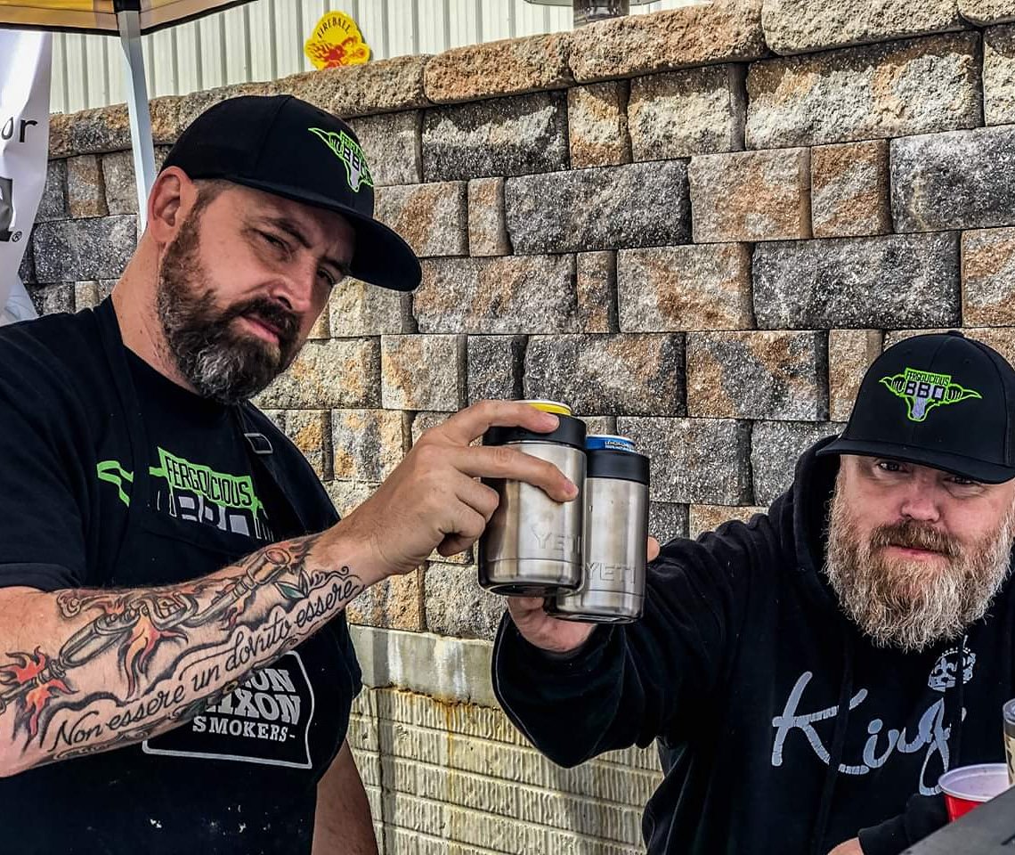 kcgrillingco's tweet photo. What does @FergoliciousBBQ use to keep all their drinks & meat cold? The one and only @YETICoolers , that's what. Come in and check out the latest & greatest Yeti products at @kcgrillingco.
#kcgrillingco #olathe #bbqlife #bbqnation #yetiup #cheers #yeti #nbbql #scoobydoobyque https://t.co/sCKvB8vriZ