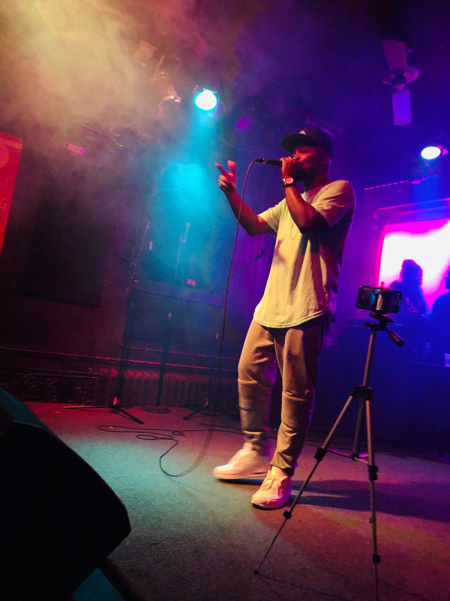 twainlo's tweet photo. TRAP MADNESS 🏀🎤🎶
NOMAD WORLD PUB MPLS
SUNDAY APRIL 7TH
📸: @shainadoula
#trapmadness #nomadworldpubmpls #minneapolis #collegebasketball #four #concertphotography #emcee #performer #hiphop #rap #photography #shotoniPhone https://t.co/iljUgTFEeR