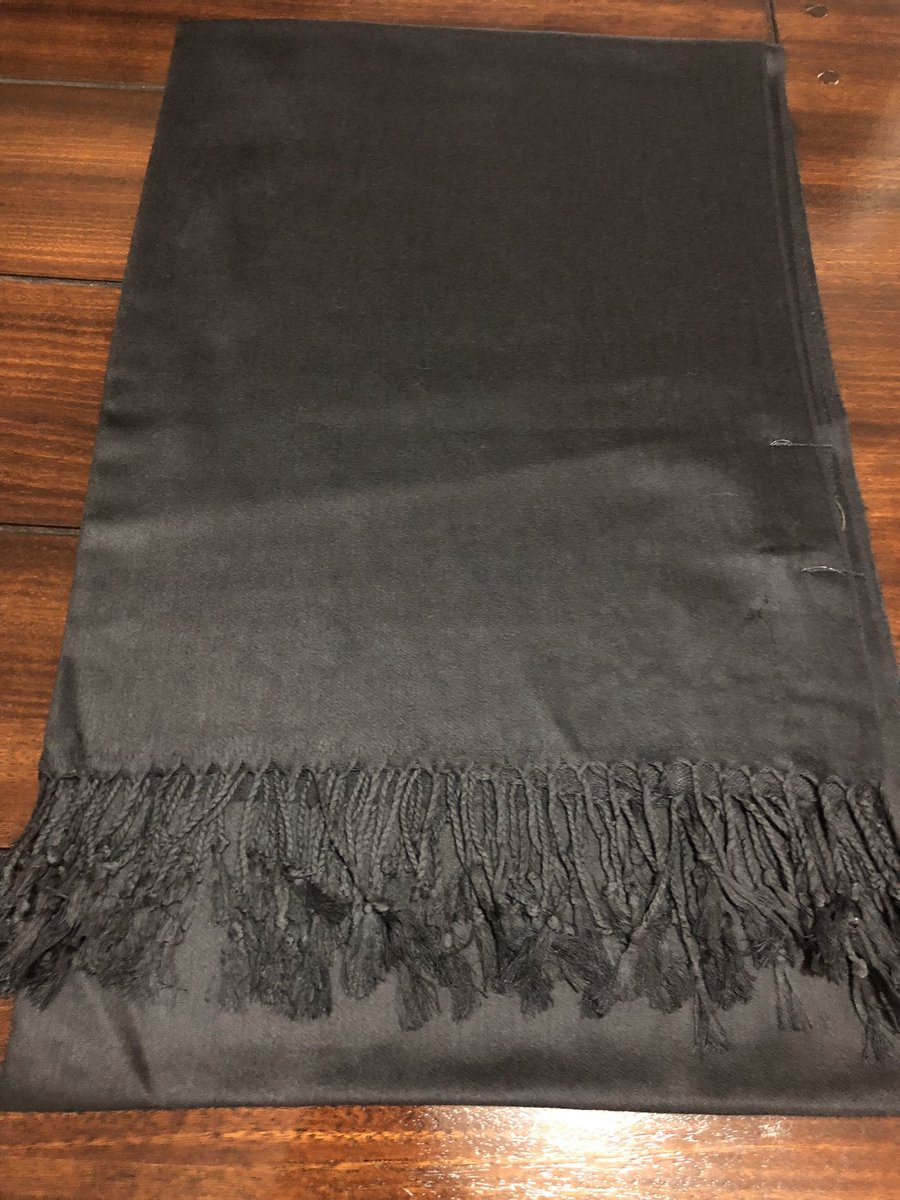 PashminaPlug tweet picture