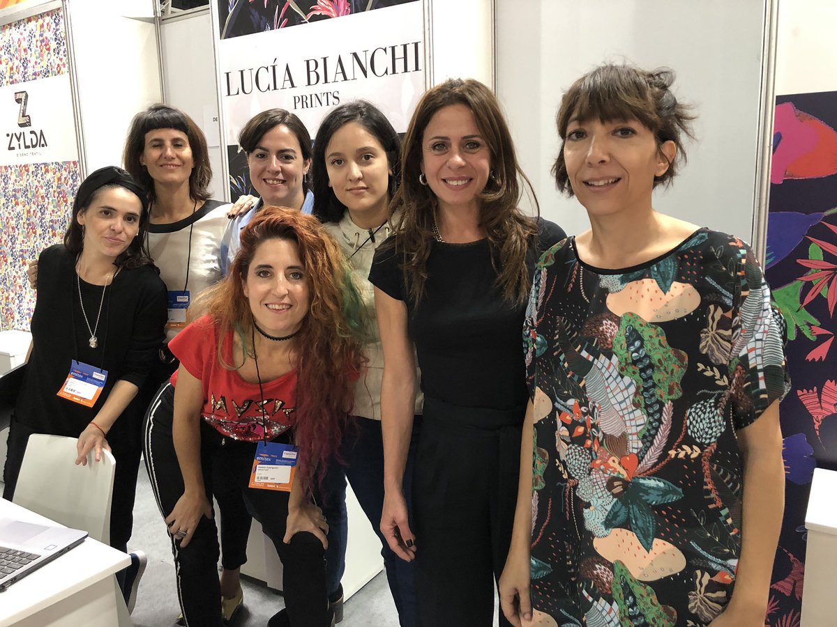 eugemaiolino's tweet photo. #Emitex Visitando #DesignPoint el espacio destinado a jóvenes diseñadores. Productos y servicios con valor agregado para la industria textil aegentina. https://t.co/3r51MNpSCd