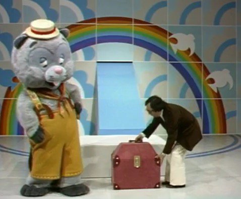 しがない三四郎 4月12日といえば ばくさんのかばん ｎｈｋ教育 放送開始 1980 昭和55 年 記念日 熊倉一雄 丸山裕子 朝比奈尚行 宮崎尚志 天地総子 Retoro Mode