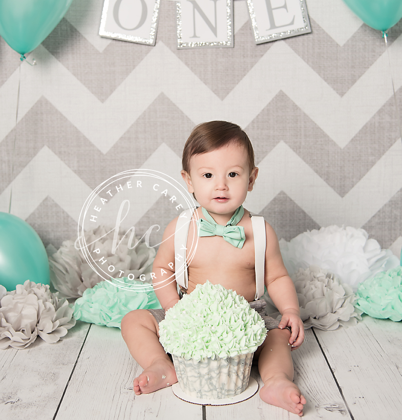 BackdropOutlet's tweet image. BUY 4, GET 4 FREE Baby Drops! Create the perfect theme and choose from100&apos;s of styles! Use coupon code: BABY8
bit.ly/289xJds

Photo by: Heather Carey Photography