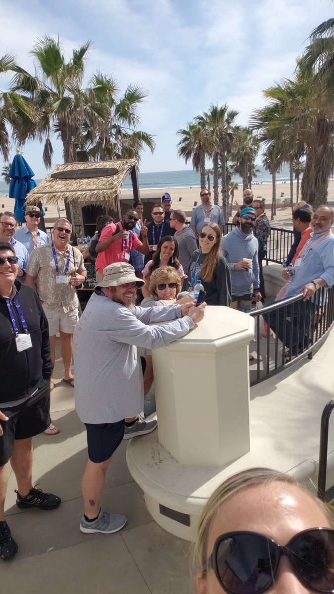 jessicadash's tweet photo. Full day of classes, training and networking @SYNNEX Red, White, and You event. Now competition time...sand castle building! https://t.co/jZtV4SdgvT