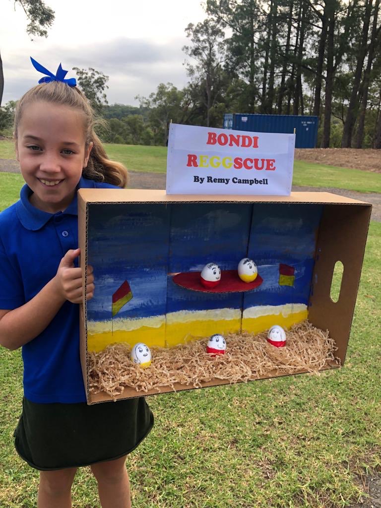 LeighACampbell's tweet image. Hey @bondirescue @bondilifeguards my niece is a fan, so much so she tried to squish the word Egg into Rescue for her Easter project. #pointsforeffort