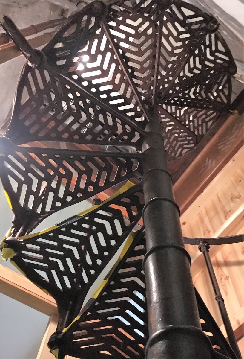 sussexbells's tweet photo. Rang the oldest of the #10bells at #Bocking (1682) they could sure do with some more ringers, but glad we could fill the tower tonight after the #EssexCourse2019 @Essexbells - if you're local try learning, you'll never look back! https://t.co/wzZOIYvDE0 https://t.co/qavDUz3bW4