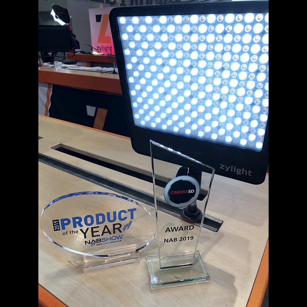 Zylight's tweet photo. Our Zylight Go-Panel wins cinema5D Award for Best of Show and Product of the Year Award in the Lighting category at NAB Show 2019! #nabshow #zylight #nabshow2019 #nab2019 #cinema5d #lightingsolutions https://t.co/Ib5MplcyZE
