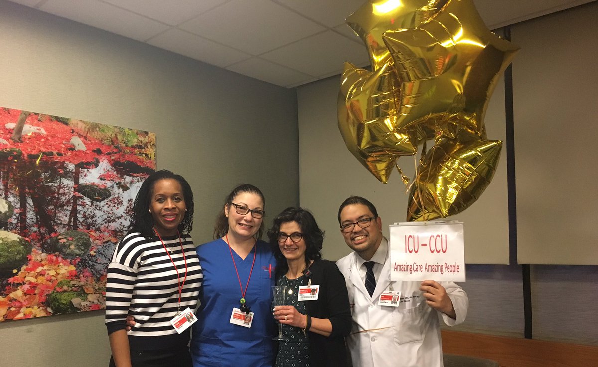 ICU_nyplawrence's tweet image. Congratulations 🎈🍾🎊🎉 #PatientExperience #PtEx ⭐️⭐️⭐️⭐️⭐️ #AmazingCare #AmazingPeople @HHolder_CNS @IanSaludares_RN @DaniLeStrangeRN @laurie1nurse