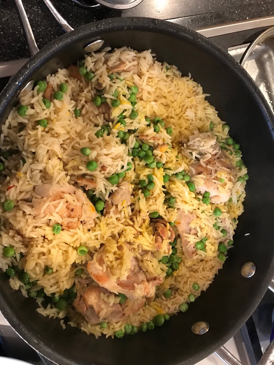 patis63's tweet photo. Mmm mmm Arroz con Pollo https://t.co/Ku8bwn7VRW