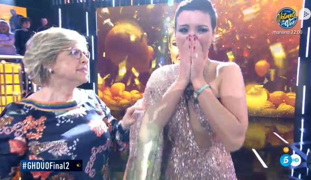 María Jesús Ruiz, dueña y señora del maletín #GHDÚOFinal2