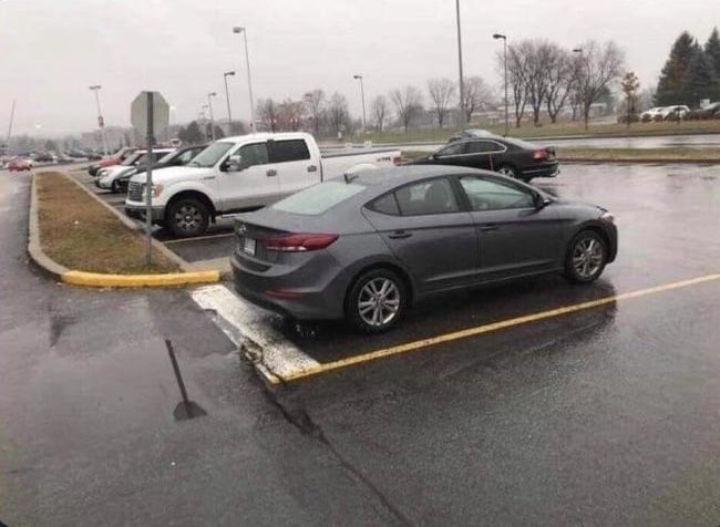 hainsworthtv's tweet photo. PSA: don’t smoke pot and drive. Or park, for that matter. https://t.co/FErzqfrYMw