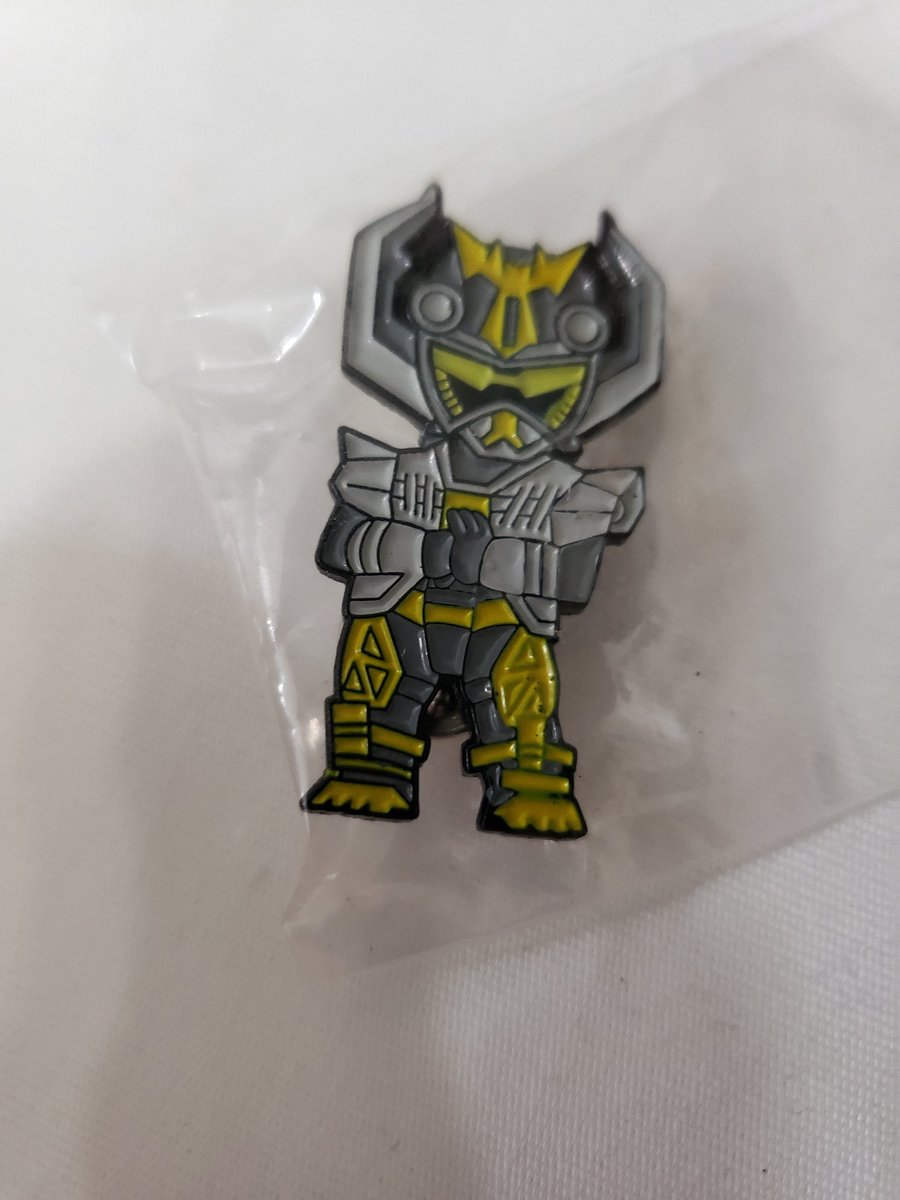 RT to win this #PowerRangers #BeastMorphers Pin!

Open to US and Puerto Rico only. Winner chosen Sunday.

Follow on Instagram: Instagram.com/rangeractors