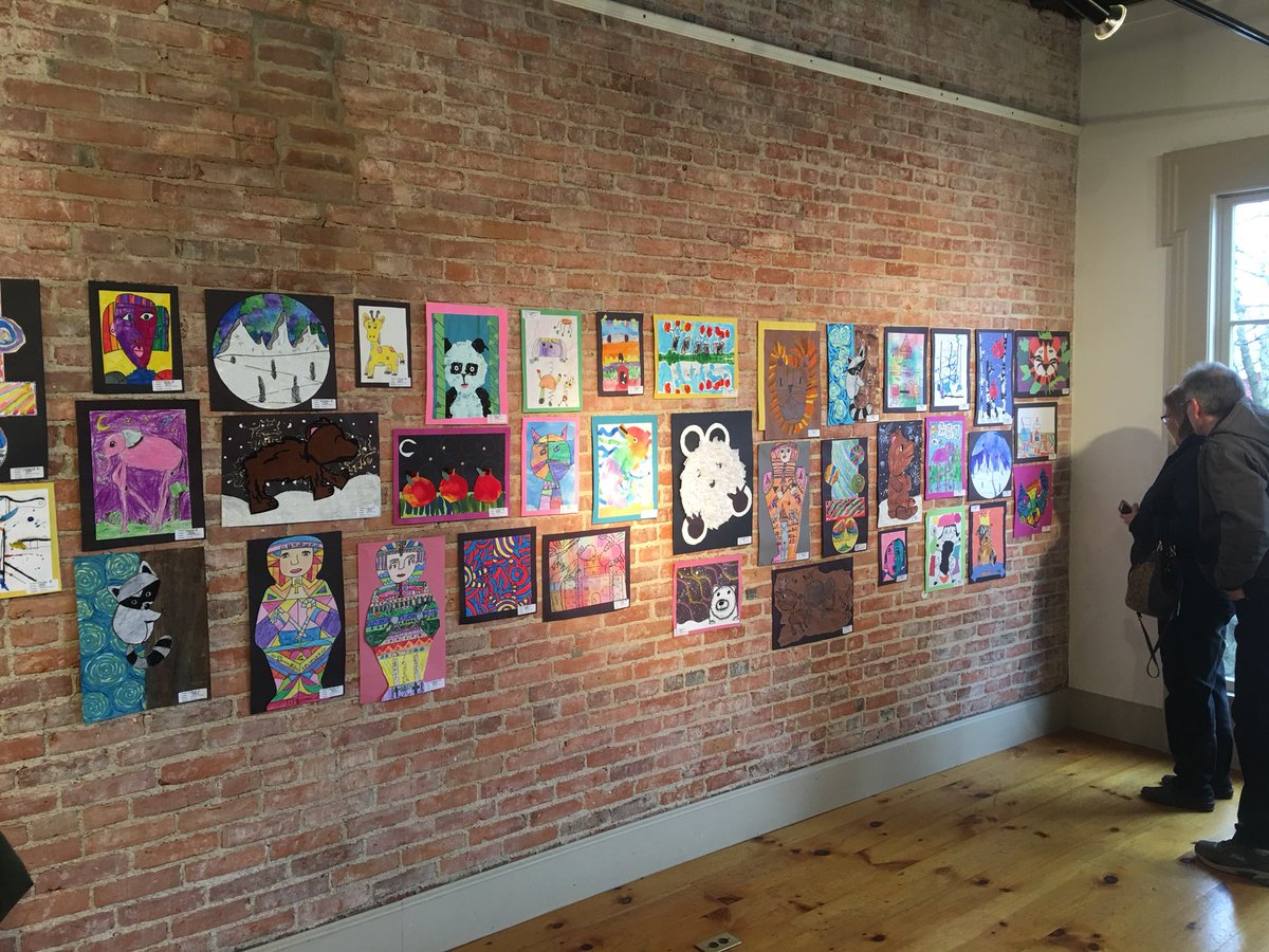 RogerBennett34's tweet photo. Congratulations RCS students whose art work was selected for the K-12 art show at Starkweather Art Center. Great job RCS art teachers!

Excellent art work Amanda Moore students! Ms. Ryti, thanks for your outstanding instruction.
 #BeRomeo #rcsAMES https://t.co/0VlyaXsUvL