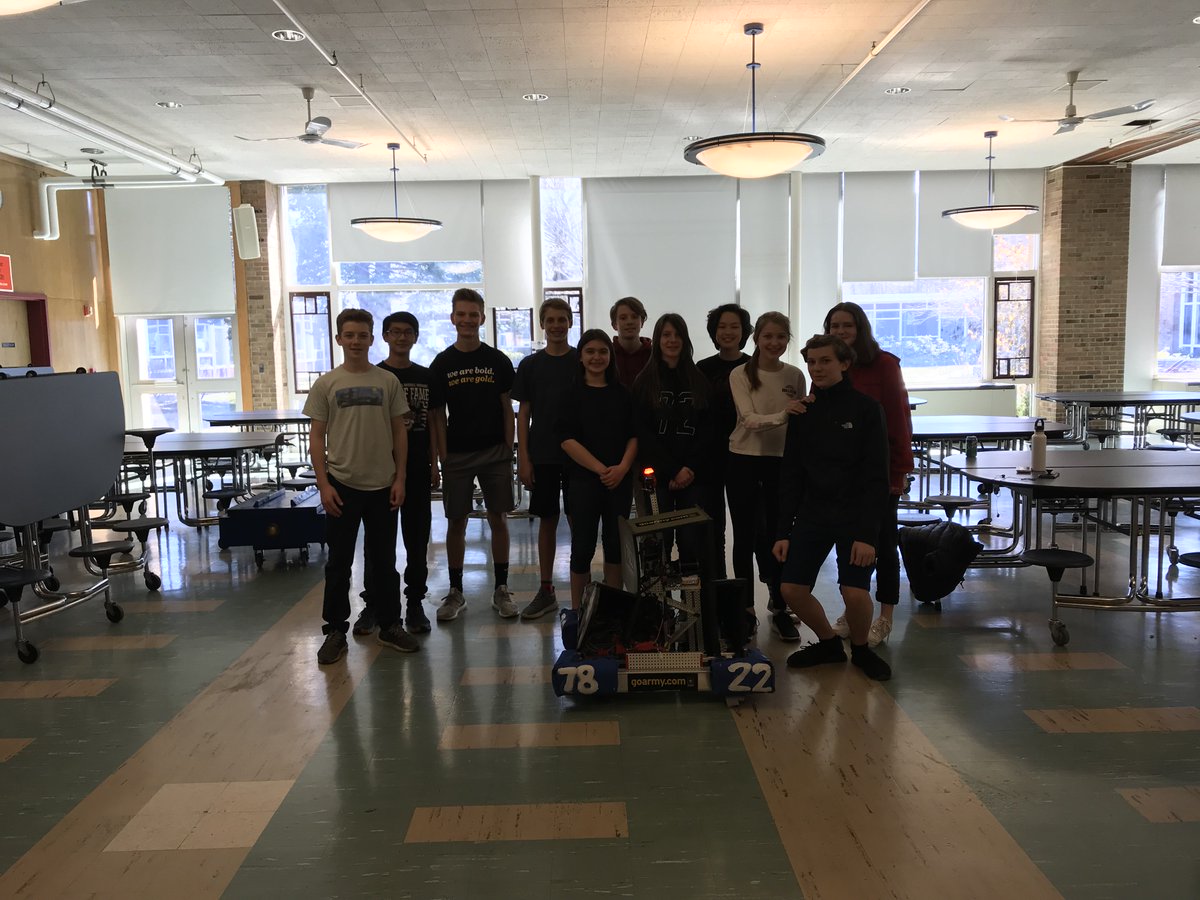 Generals7822's tweet photo. Today we met with the Miles River math team so they could test drive Sherman and learn about our club!! @HWEdfund #STEM #Generals https://t.co/PXaPfrGCiB