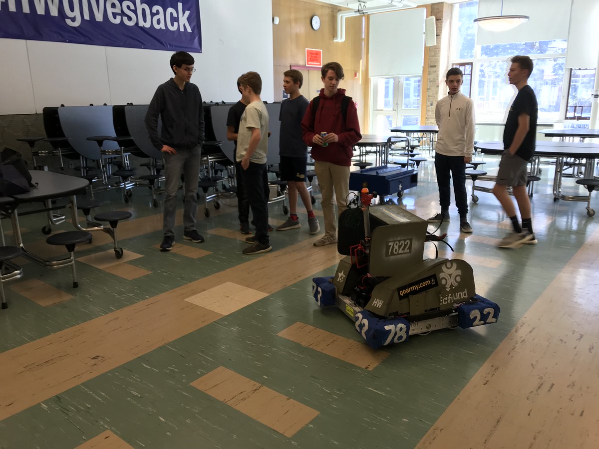 Generals7822's tweet photo. Today we met with the Miles River math team so they could test drive Sherman and learn about our club!! @HWEdfund #STEM #Generals https://t.co/PXaPfrGCiB