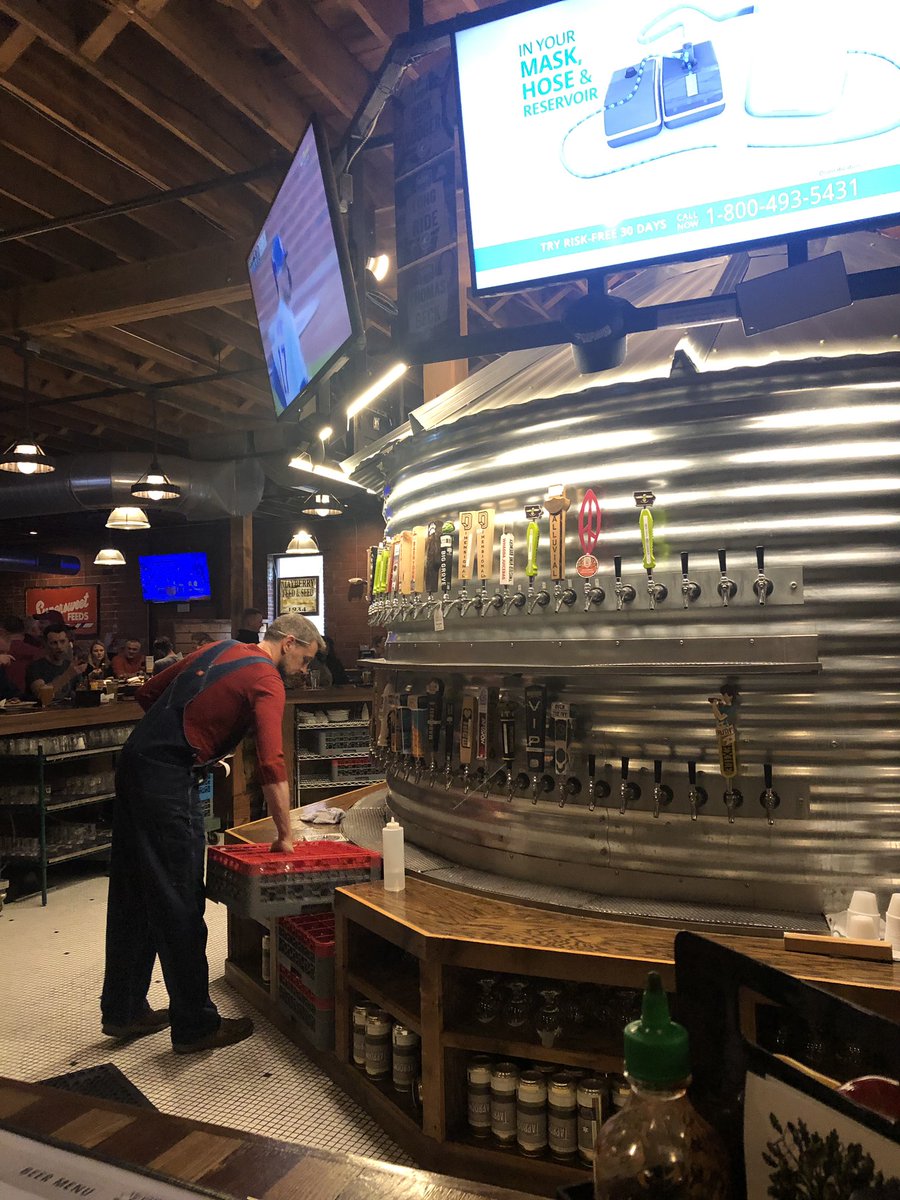 First week in Iowa demands a stop <a href="/IowaTaproom/">The Iowa Taproom</a>. 🍻