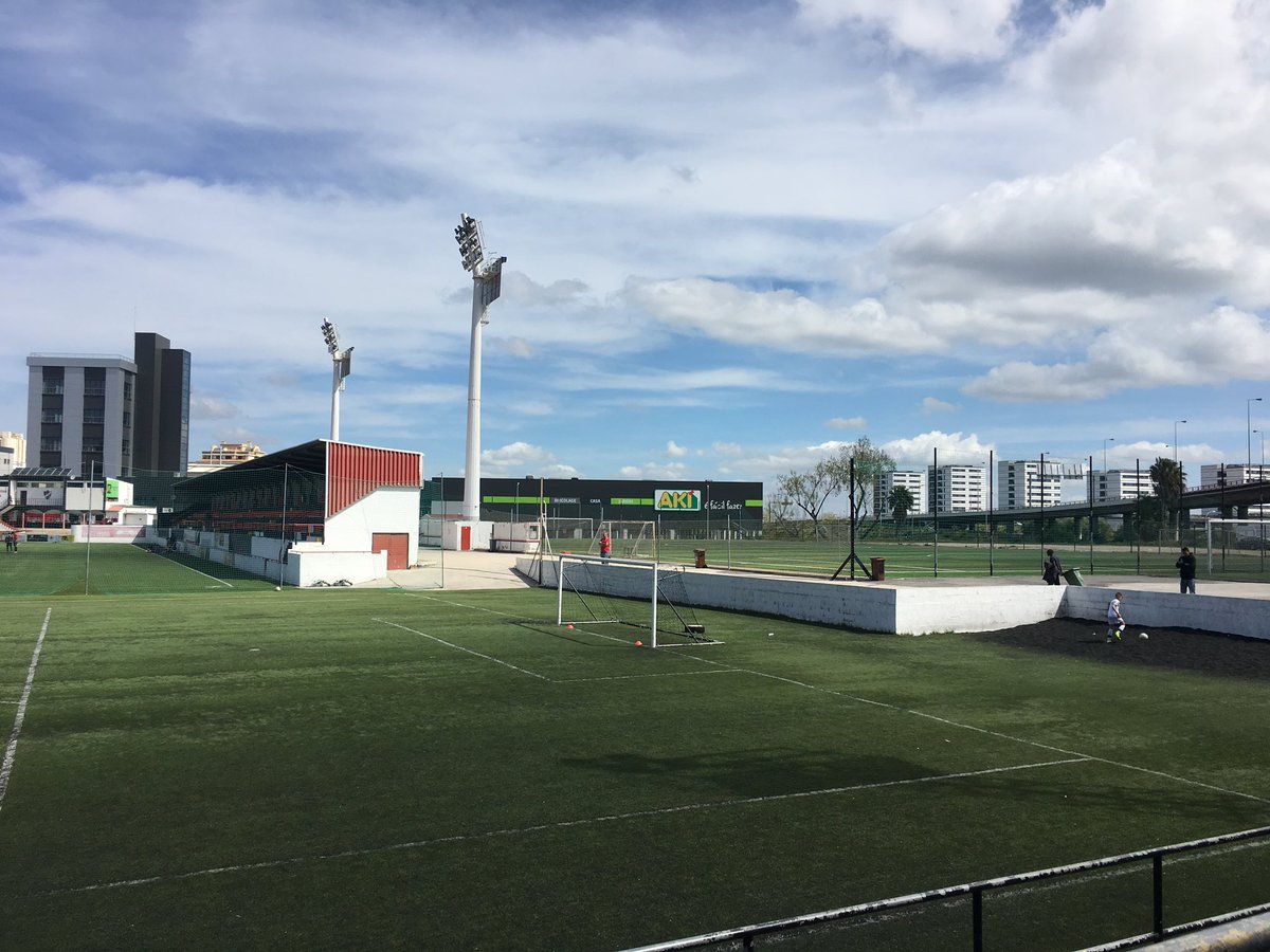 RSLArizona's tweet photo. 08 &amp; 09 boys traveled to Portugal for friendlies, culture, and lifetime experiences.  They first go Lisbon then the Algarve Youth Cup

Portugal Day 1 included training then watching Benfica vs. Eintracht Frankfurt

#StrongerTogether
#2019RSLAZPortugal

https://t.co/T7pQvI91H1 https://t.co/54pCWmEp8b