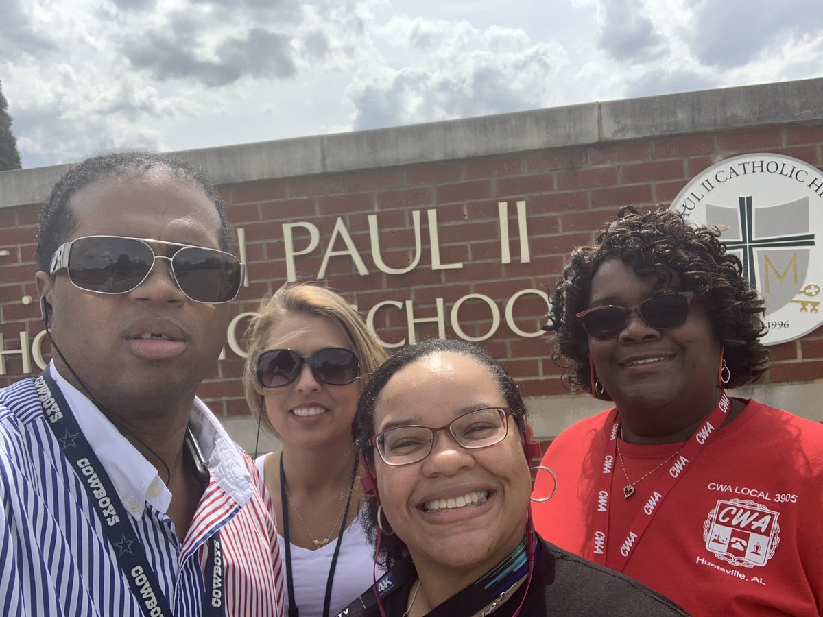 Walk to Wellness with a tiny portion of my team 😂😂 #lifeatatt #hsvattclg #EmployeeEngagement <a href="/ATTHSVRockets/">ATTHSVRockets</a>