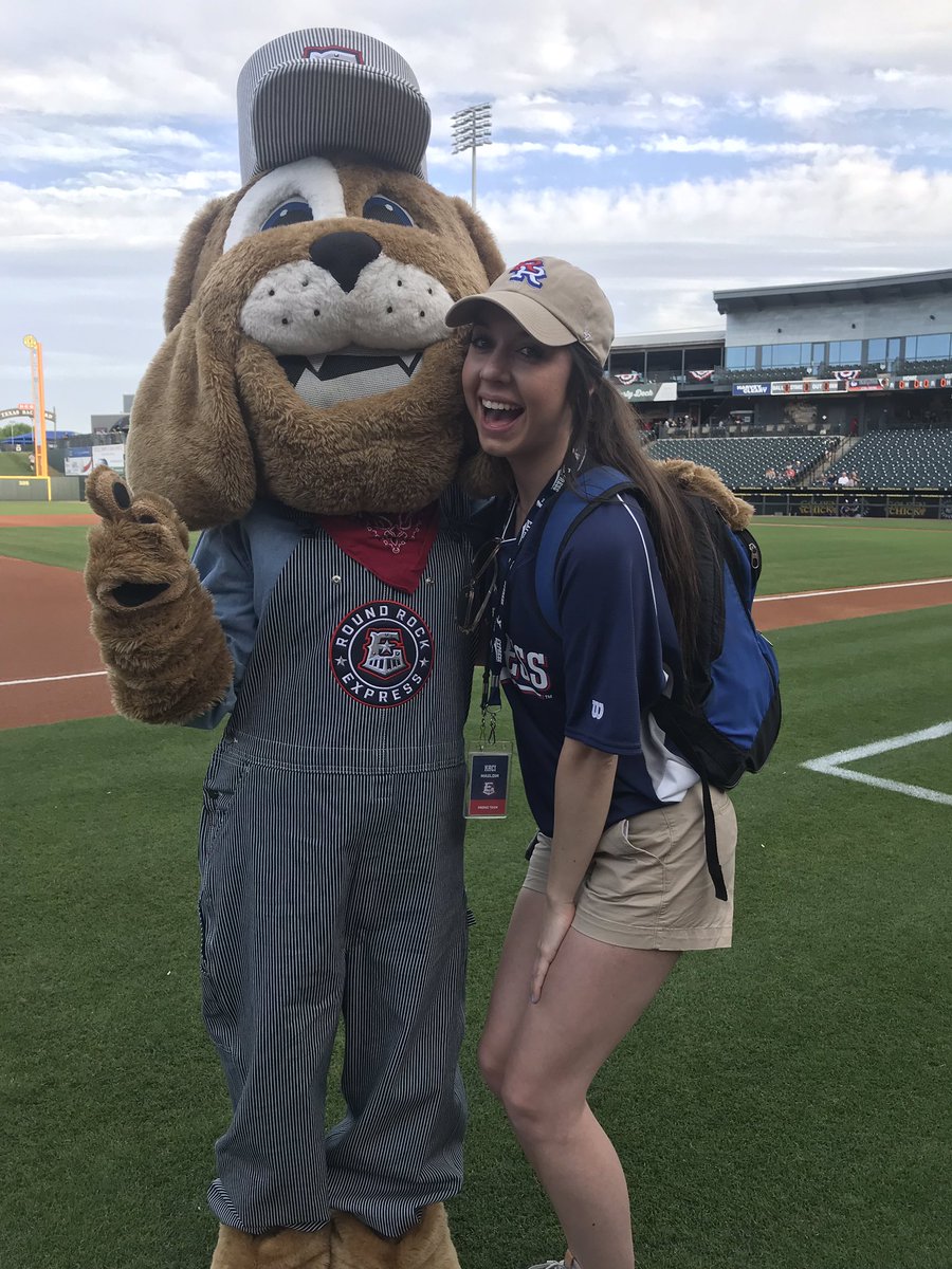 kacimauldin's tweet photo. Game time!!⚾️ #expressscoreboard https://t.co/jWUNEY9l0N