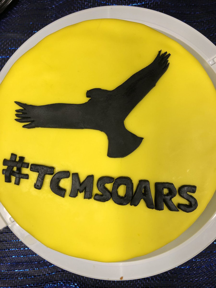 ntboswell's tweet photo. Beautiful cake at Backstage Cafe! #TCMSOARS https://t.co/nYGI8uHoGg