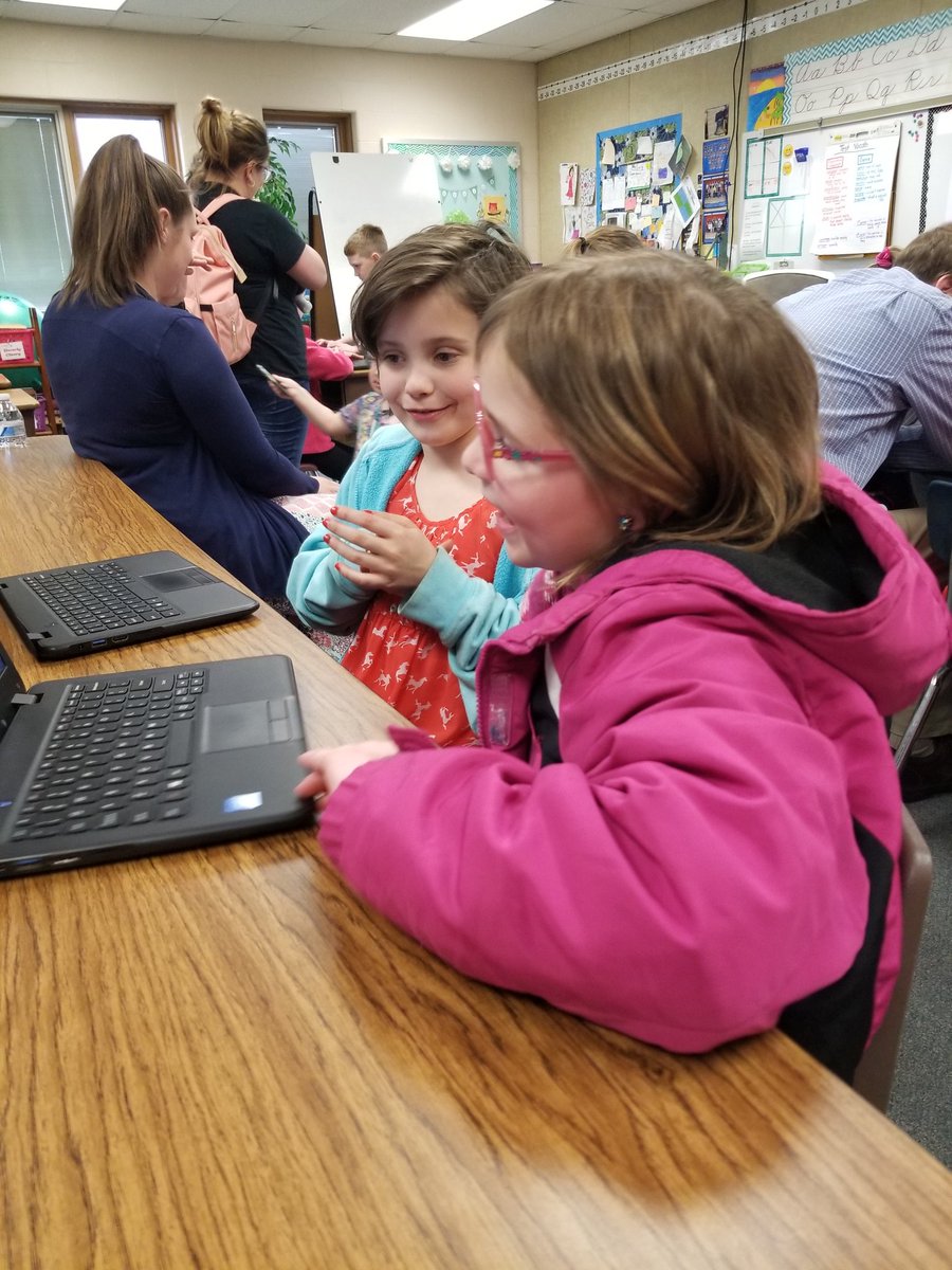 b_tickertweets's tweet photo. Loving learning at the #kidtechsummit @NHWelemschool  with @ErinIrving625 &amp; @shutz3rd https://t.co/GP6x9Z7MjF