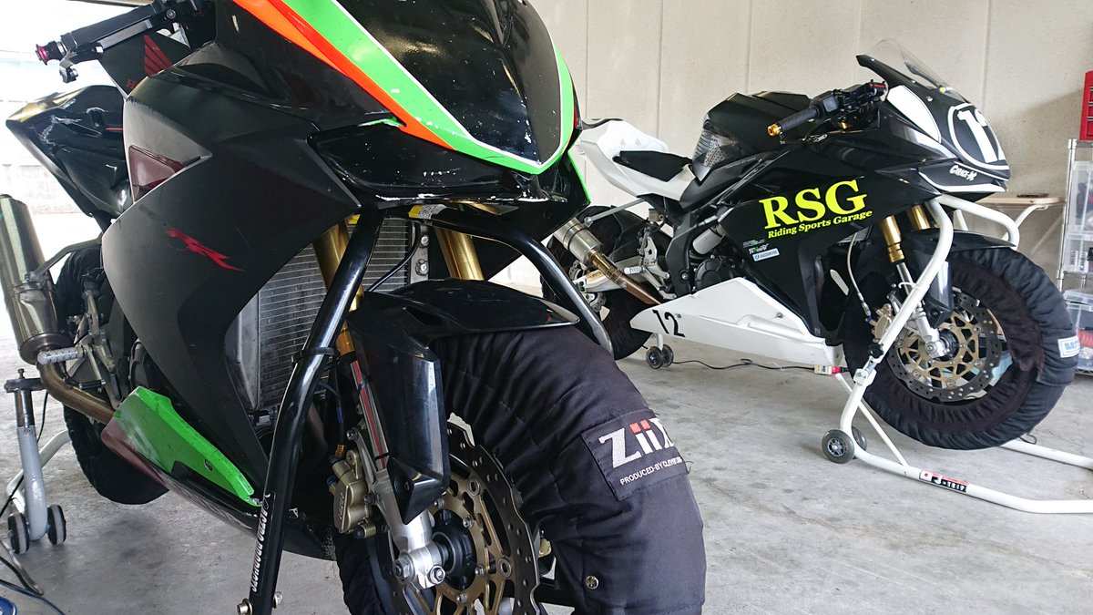 Masashi 8 おはようございます 今日はオートポリスです 若きライダーに引っ張ってもらいましょ W Ambush 2580 Cbr250rr Mc51 オートポリス レースベース 練習 Masashi 8 おはようございます 今日はオートポリスです 若きライダーに引っ張ってもらいましょ W Ambush 2580 Cbr250rr Mc51 オートポリス レースベース 練習