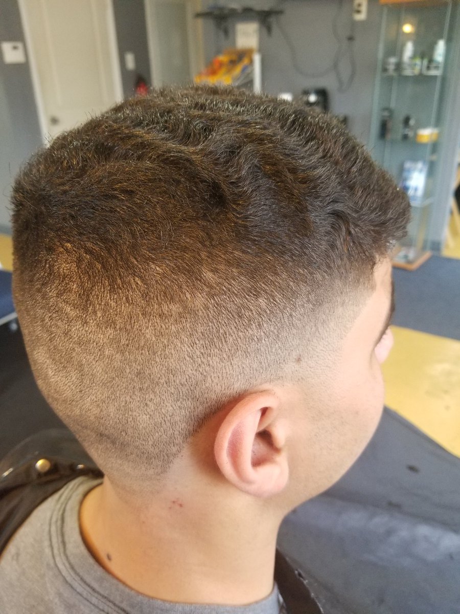 klippedendz's tweet photo. What could you possibly be waiting on. Book your appointment today! https://t.co/0BMbsWRoFF https://t.co/XNpeF1NR2y
